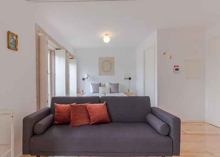 Charming Studio, Ideal For Smaller Groups