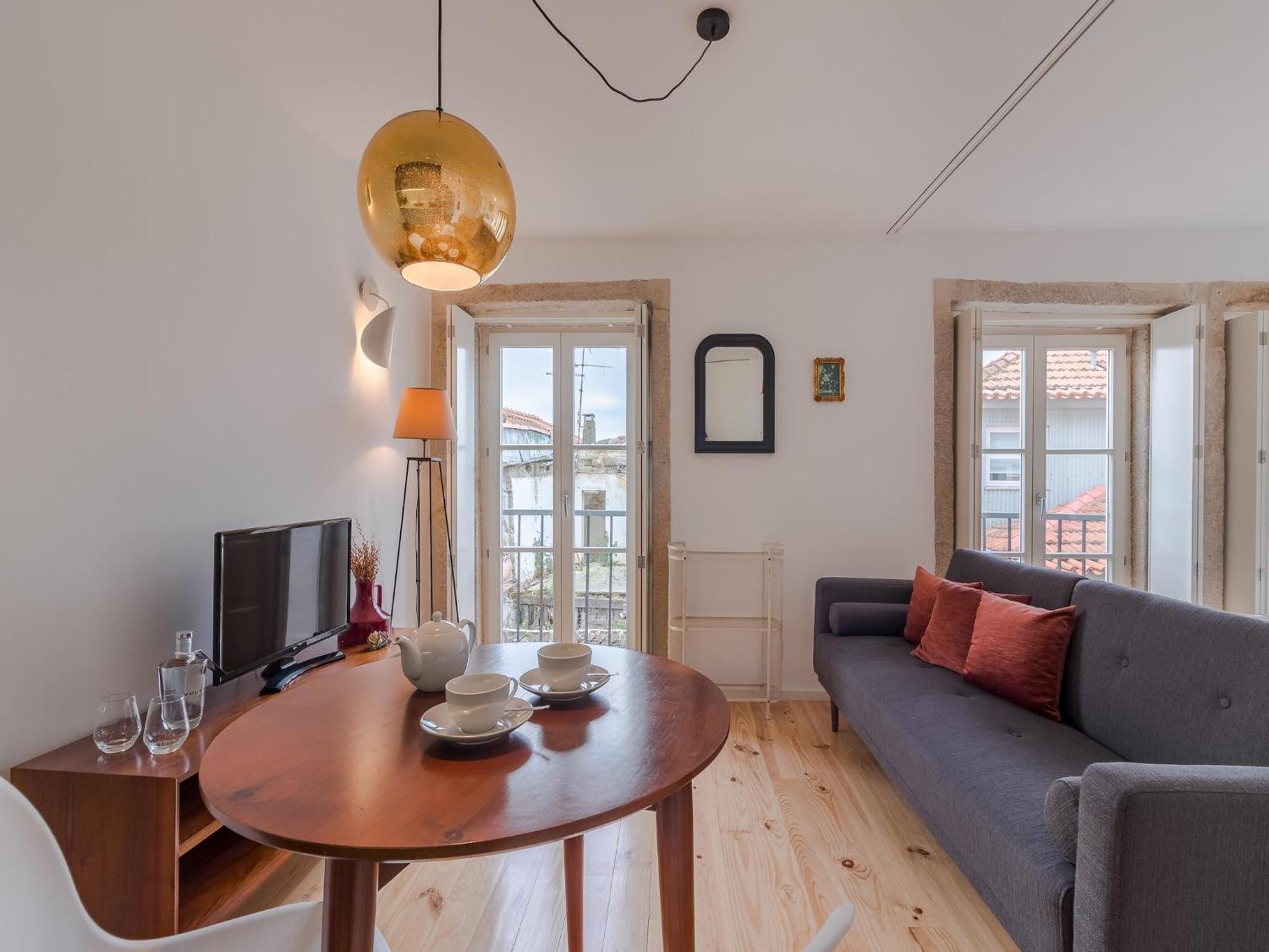 Charming Studio, Ideal For Smaller Groups Porto